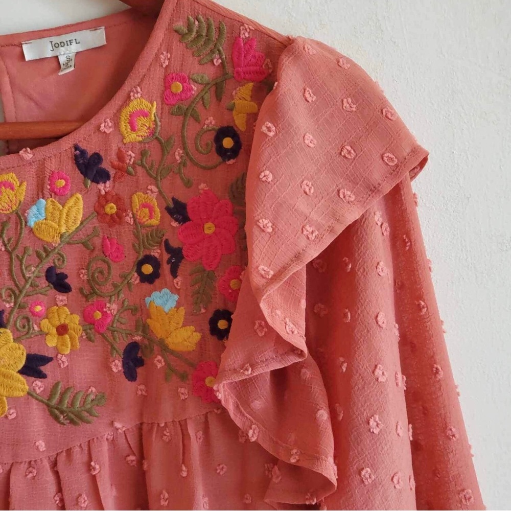 Jodifl Swiss Dot Rust Floral Embroidery Top - Picture 5 of 8